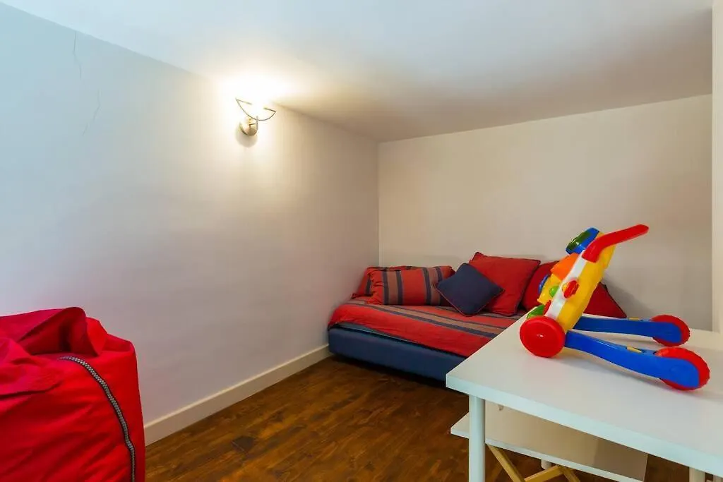 4P Casa Home Naples 0*,  Italy
